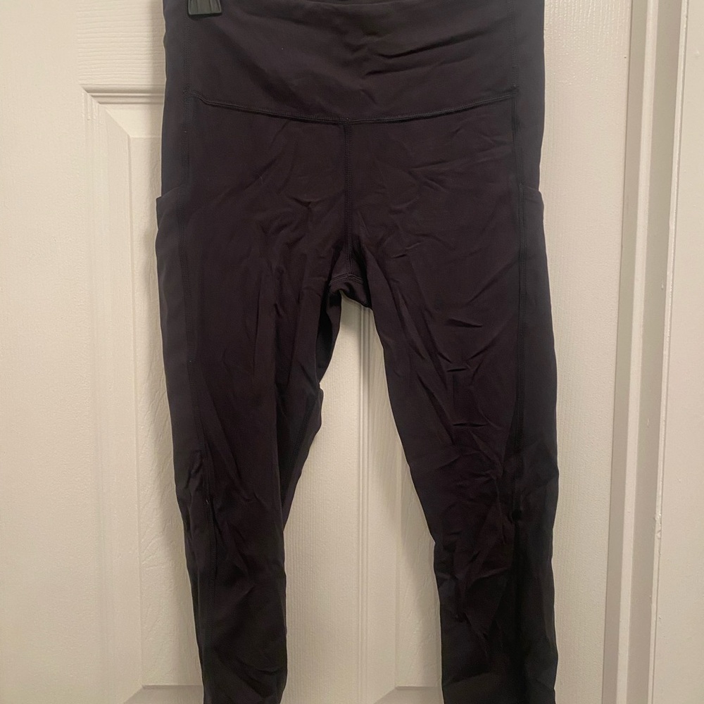 Athleta Black Capri Leggings
